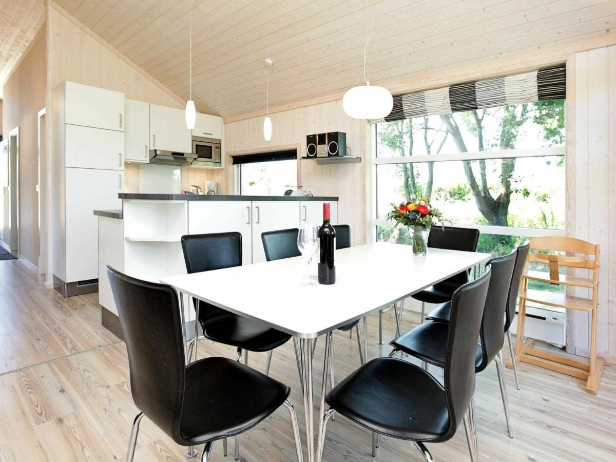 Three-Bedroom Holiday home in Großenbrode 1 Zimmer foto