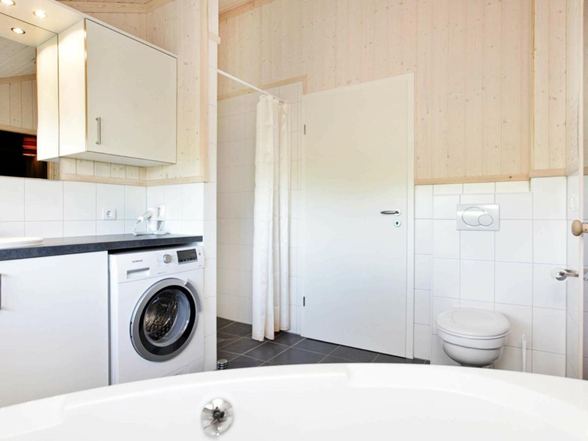 Three-Bedroom Holiday home in Großenbrode 1 Zimmer foto